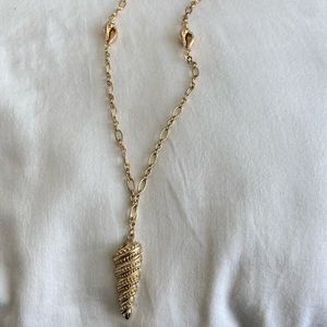 Seashell necklace